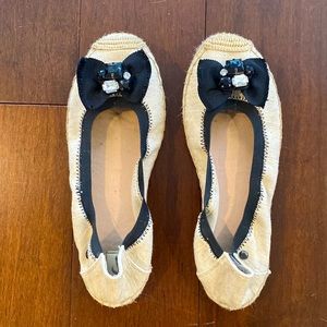 Simply Vera espadrille flats. Beige/black, rhinestone bow. Worn once.